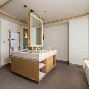 Ocean View Plunge Pool Twin Suite Balcony Bathtub